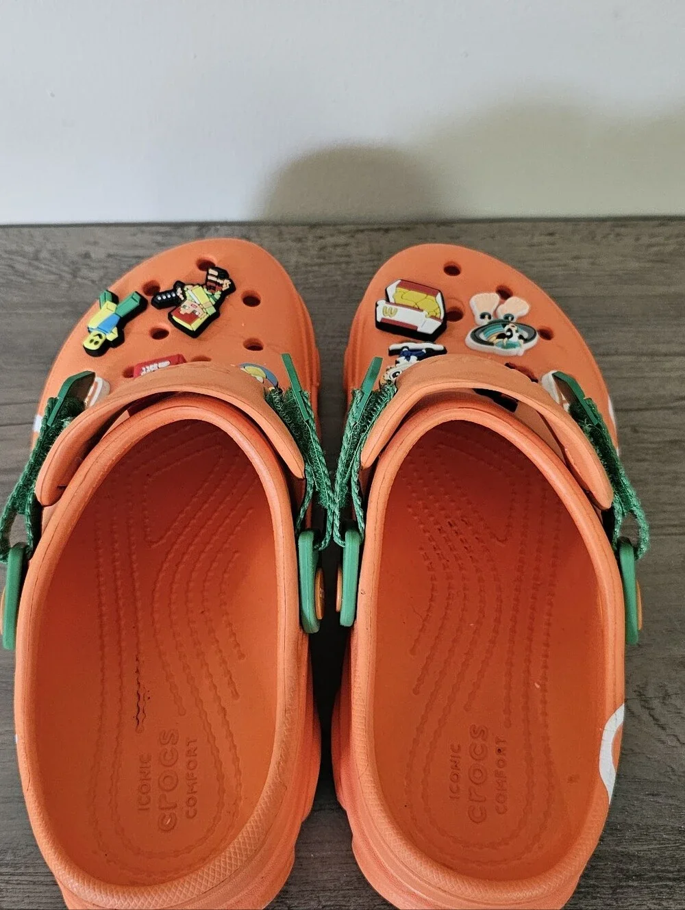 Crocs Carrots Classic All Terrain Kids Boy J 4 Orange Green